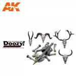 Animal Skulls & Skeletons 1:24